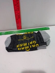 Classic Batman Emblem TM DC Comics Crew Socks Men's 10-13 NEW - Picture 1 of 2