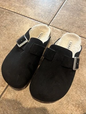 Zueco con hebilla Torrid 7,5 WW zapatos negros deslizables/deslizables Foto 1 de 4
