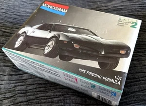 Monogram 1/24 Scale 1992 Firebird Formula  Model Kit # 2952 - Picture 1 of 2