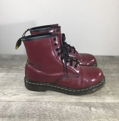 Botas Virginia Doc Martens Cherry para mujer 1460 11822 charol rojo Reino Unido 6 EE. UU. 8 Foto 1 de 4