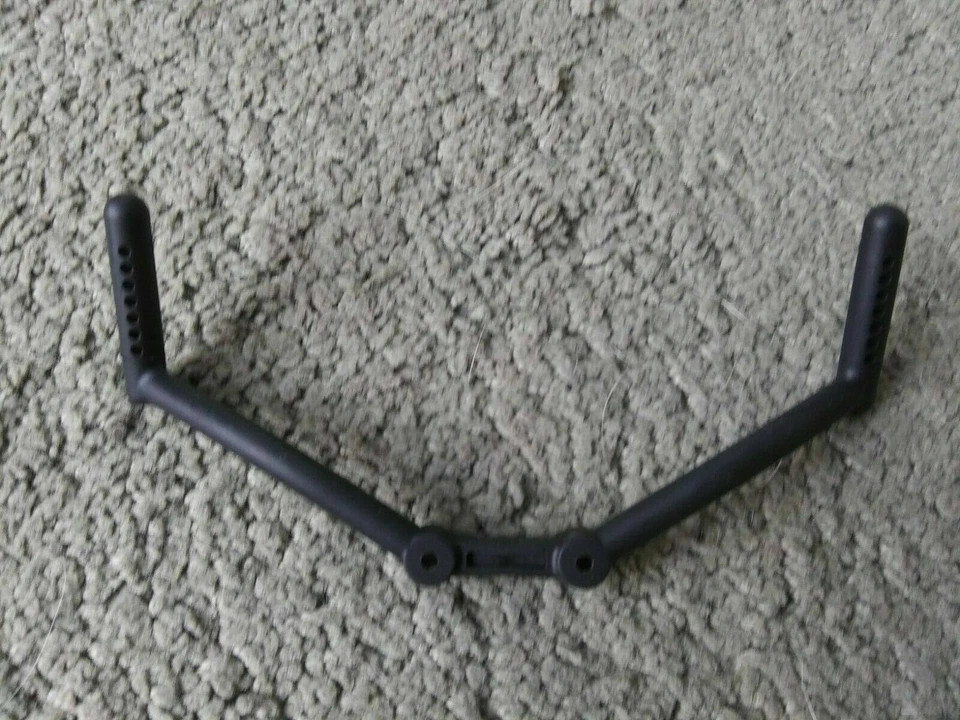 Team Durango TD320155-2 Front Body Mount DEST210 DESC210 DEST210R SC 1/10 Truck - Image 1 of 1