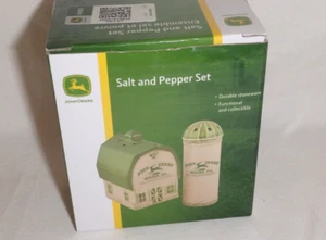 John Deere Ceramic Salt & Pepper Shaker Set Barn and Silo New in Box Green - Picture 1 of 8