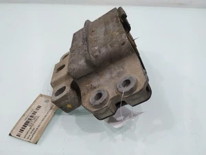 1K0199555 engine mounting bracket rh 237301 for VOLKSWAGEN GOLF V BERLINA 2003 - Picture 1 of 9