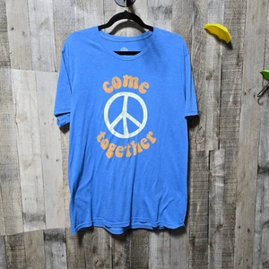 T-Shirt Be Hippy Blau Come Together Peace Zeichen Grafik Unisex - Bild 1 von 5
