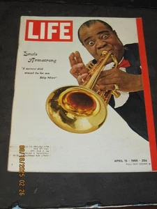 $Life Magazine 1966 April 15 Louis Armstrong "I Never Want to Be No Big Star" - Picture 1 of 2