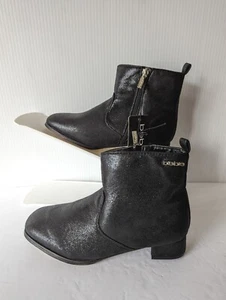 NEW Bebe Girls Black Zip Ankle Boots Logo Sparkly Mid Calf 1" Heels Size 4 Kids - Picture 1 of 5