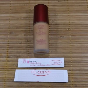 CLARINS TEINT ECLAT LISSANT TRUE RADIANCE FOUNDATION 17.5 NUTMEG ~ 1.06 Oz NWOB - Picture 1 of 4
