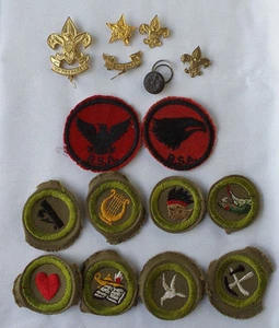 Vintage Boy Scouts Narrow Border Merit Badges Patch & Be Prepared Pins 16 Piece - Picture 1 of 8