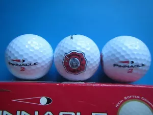 Box of 3 Pinnacle Gold Distance golf balls "Markham Fire and Emergency Services" - Foto 1 di 8