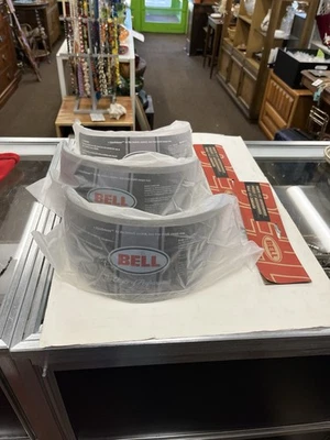 Visera BELL Qualifier Click Release Shield HUMO OSCURO en embalaje Foto 1 de 4