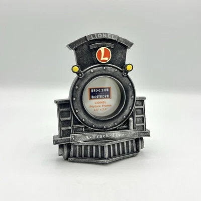 Lionel Collector Figural Train Shape Tabletop Picture Frame A-Track-Tive Gift Foto 1 de 4