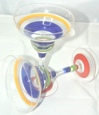 Juego de 2 vasos Martini Color Fest pintados a mano rojos, verdes, azules y amarillos Foto 1 de 4