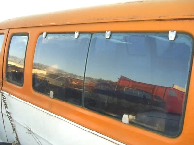 75-80 Dodge Van B 100 200 300 VENTANA LATERAL DE CRISTAL DESPLEGABLE 22-1/4" x 16-3/4" cada uno Foto 1 de 4