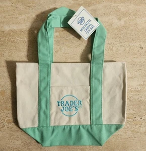 Trader Joe’s Mini Canvas Tasche - GRÜN 💚  - Bild 1 von 2