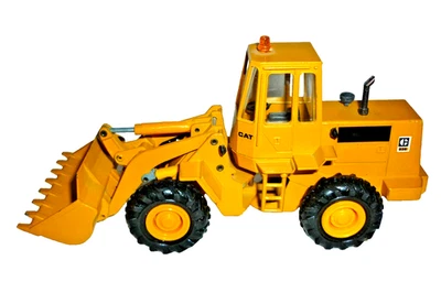 Conrad Metallmodell Baumaschine 2886 Radlader Caterpillar Cat 936 1:50 Excavator - Bild 1 von 4