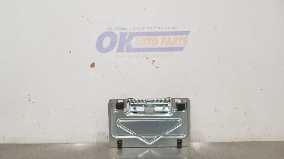 1969 BUICK GRAN SPORT GS 400 ТОПЛИВНЫЙ НАПОЛНИТЕЛЬ ДВЕРИ ЯРЛЫК КРОНШТЕЙН - Изображение 1 из 4