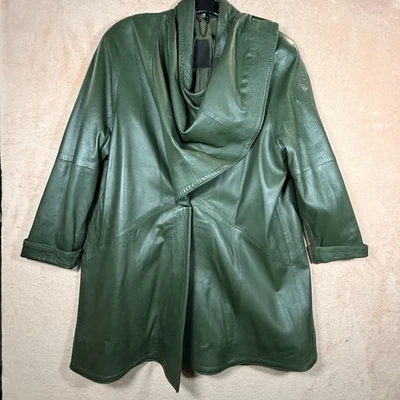 Casaco Image By D.C. Doyle feminino tamanho M verde 100% couro drapeado frontal - Imagem 1 de 4