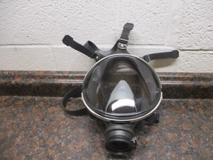 SURVIVAIR AIR 968417 MASK Respirator SCBA Firefighter Hazmat FREE SHIPPING - Picture 1 of 8