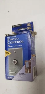 Intermatic Photo Control K4321C- NEW / OLD STOCK! - Picture 1 of 2