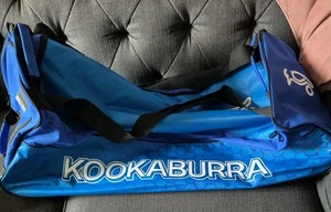Kookaburra Pro 3.0 Cricket Wheelie Bag Blau  - Bild 1 von 8