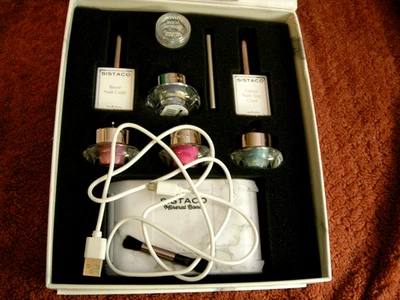 Kit básico de esmalte de uñas Sistaco Mineral Bond lámpara LED 4 colores rojo brillante mar profundo Foto 1 de 4