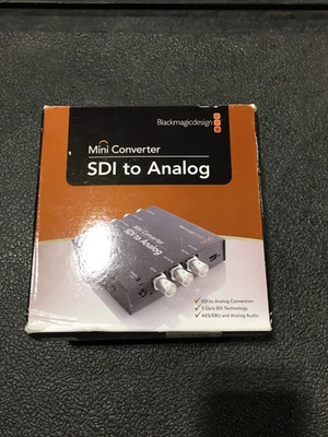 Blackmagic Design Mini Converter SDI to Analog with Power Adapter - Image 1 of 4