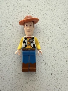 LEGO Toy Story Woody Minifigure - Picture 1 of 2
