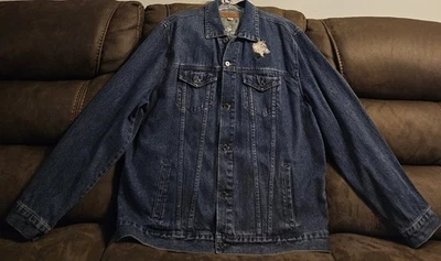 Mohegan Sun Embroidered Wolf/Paw Print Denim Trucker Jacket Size 2xl - Image 1 of 4