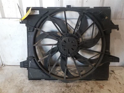 Dodge Durango 2011-2024 Ventilador de radiador Conjunto de ventilador de motor 3,6 L refrigeración estándar Foto 1 de 4