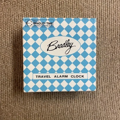 Vintage Bradley Travel Alarm Clock No. 4995 – Glow Hands Brown Leatherette Case - Image 1 of 4
