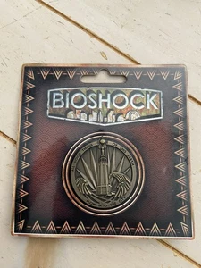 BioShock Rapture Lighthouse Medaillon Pin Official Collectible Badge Pin 1,75" - Bild 1 von 2