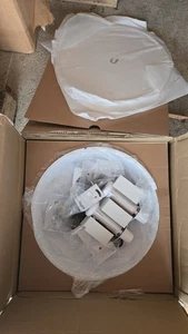 Ubiquiti PBE-5AC-400-ISO-US PowerBeam AC 5GHz High Performance airMAX Bridge - Afbeelding 1 van 6