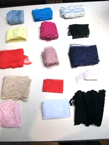 Lote de 15 RESTOS DE ENCAJE VINTAGE ¡Coloridos y LIMPIOS! - Imagen 1 de 2