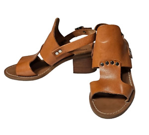 Barbara Barbieri Women's Leather Block Heel Sandals w/ Buckle Closure Size 6‎