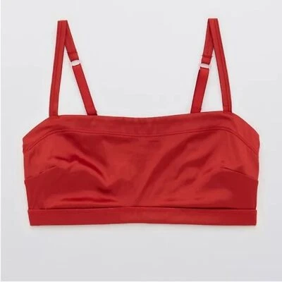 Sujetador bandeau satinado elástico Aerie talla mediana rojo ¡NUEVO CON ETIQUETAS! Foto 1 de 4