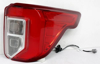 Lámpara trasera lateral derecha del pasajero OEM para Ford Explorer Police 2020-22 LB5Z-13404-C Foto 1 de 4