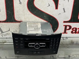 MERCEDES BENZ W212 E CLASS SAT NAV CD PLAYER STEREO HEAD UNIT A2129005518 - Picture 1 of 7