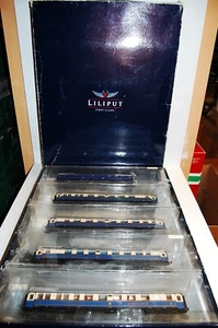 Liliput 382003 Track H0 Railway 5-Piece Passenger Car Set Rheingold Original Packaging - Picture 1 of 14