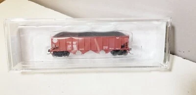 Bowser Trains 38133 N Scale Virginian Railroad H-21a 4 Bay Hopper 137822 w/ Load - Image 1 of 4