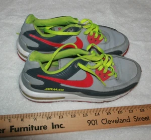 2013 Nike Airmax size US 6.5Y Shoes Gray Red Lime - Picture 1 of 8