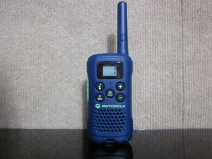 Motorola Talkabout MG163A Blue 16 Miles 22 Channels 2-Way Radio Walkie Talkie - Picture 1 of 14