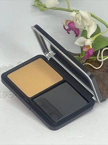 Make Up For Ever Matte Velvet Skin Blurring Powder Foundation - Y375 Golden Sand - Picture 1 of 5
