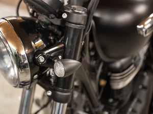 Hammer Indicators - Pair of LED E-Mark Alloy Indicators - Picture 1 of 6