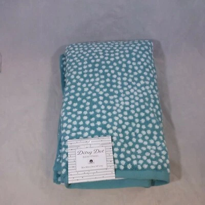 Ditsy Dot Reversible Bath Towel 100% Cotton 30" x 58" in Teal/White - Image 1 of 3