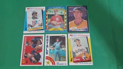 Baseball MLB Vintage Lot Of 18 Cards Pete Rose Mike Schmidt Hank Aaron Bob Welch - Image 1 of 4