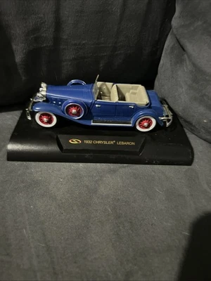 Chrysler LeBaron 1932 Die-Cast Model Car 1/32 Scale Blue - Image 1 of 4