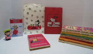 VTG LOT OF PEANUTS/SNOOPY BOOKS, COCOA, LUCY FIGURINE, 1958 NOTEBOOK BINDER - Foto 1 di 8