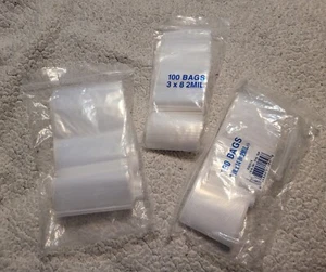 Plastic Storage Bags of Various Sizes - Picture 1 of 2