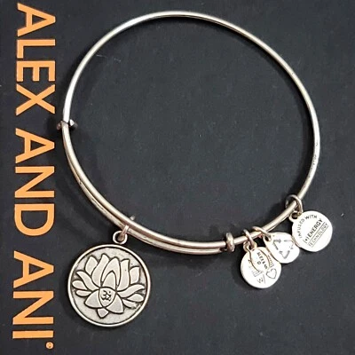 Браслет с брелоками лотос Alex and Ani - Изображение 1 из 4