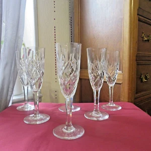 6 flûtes à champagne en cristal saint louis modèle chantilly signée 3 - Imagen 1 de 10